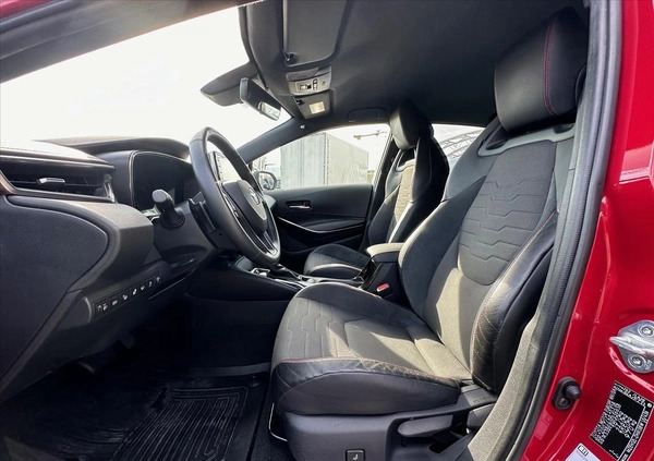 Toyota Corolla cena 99900 przebieg: 68721, rok produkcji 2019 z Puck małe 106